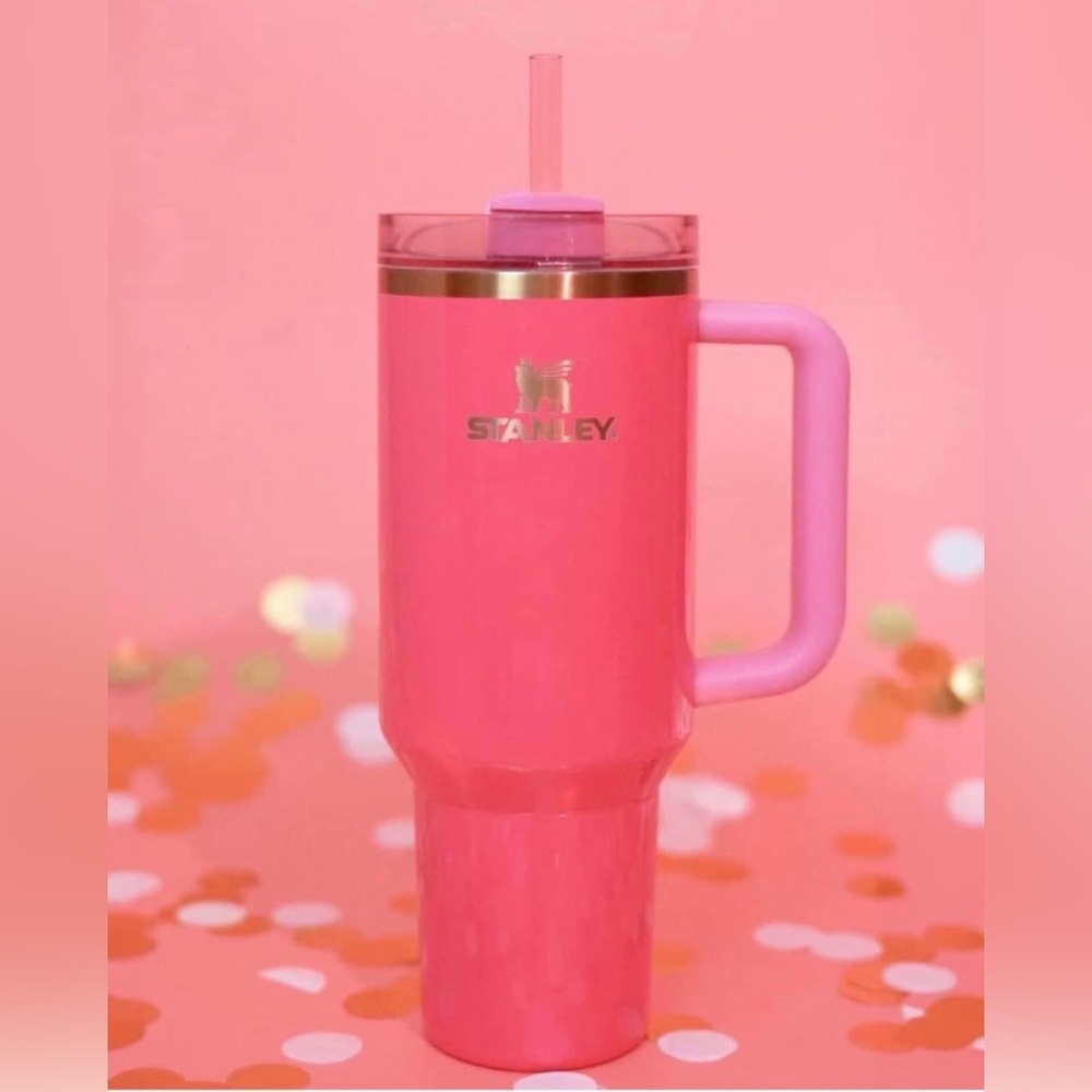 Stanley PINK PARADE LIMITED EDITION 40oz Tumbler HOT Quencher Flowstate Cup NEW